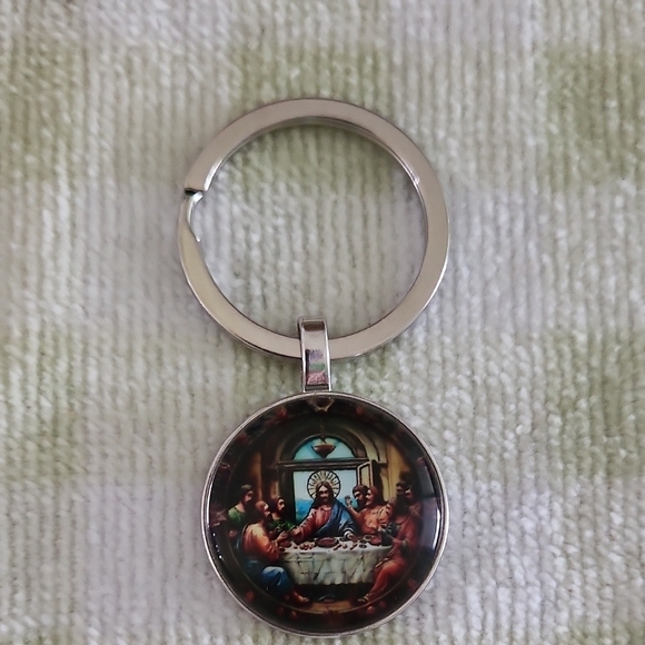 J & R Gems! Other - Last Supper Keychain